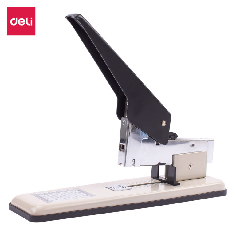 Deli Essential Heavy-Duty Stapler, 210-Sheet Capacity