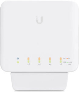 Ubiquiti Networks UniFi Switch Flex 5-Port Managed Gigabit PoE Network Switch, Works Indoors and Outdoors, Flexible Mounting Options, Magnetic Backing, 1 x PoE++ Port, 4 x PoE Ports | USW-Flex