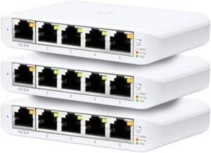 Ubiquiti Networks UniFi USW Flex Mini 5-Port Gigabit Managed Switch, with USB-C Power Adapter, 10 Gb/s Switching Capacity, 7.44 Mpps Fwd Rate, Pack of 3, White | USW-Flex-Mini-3