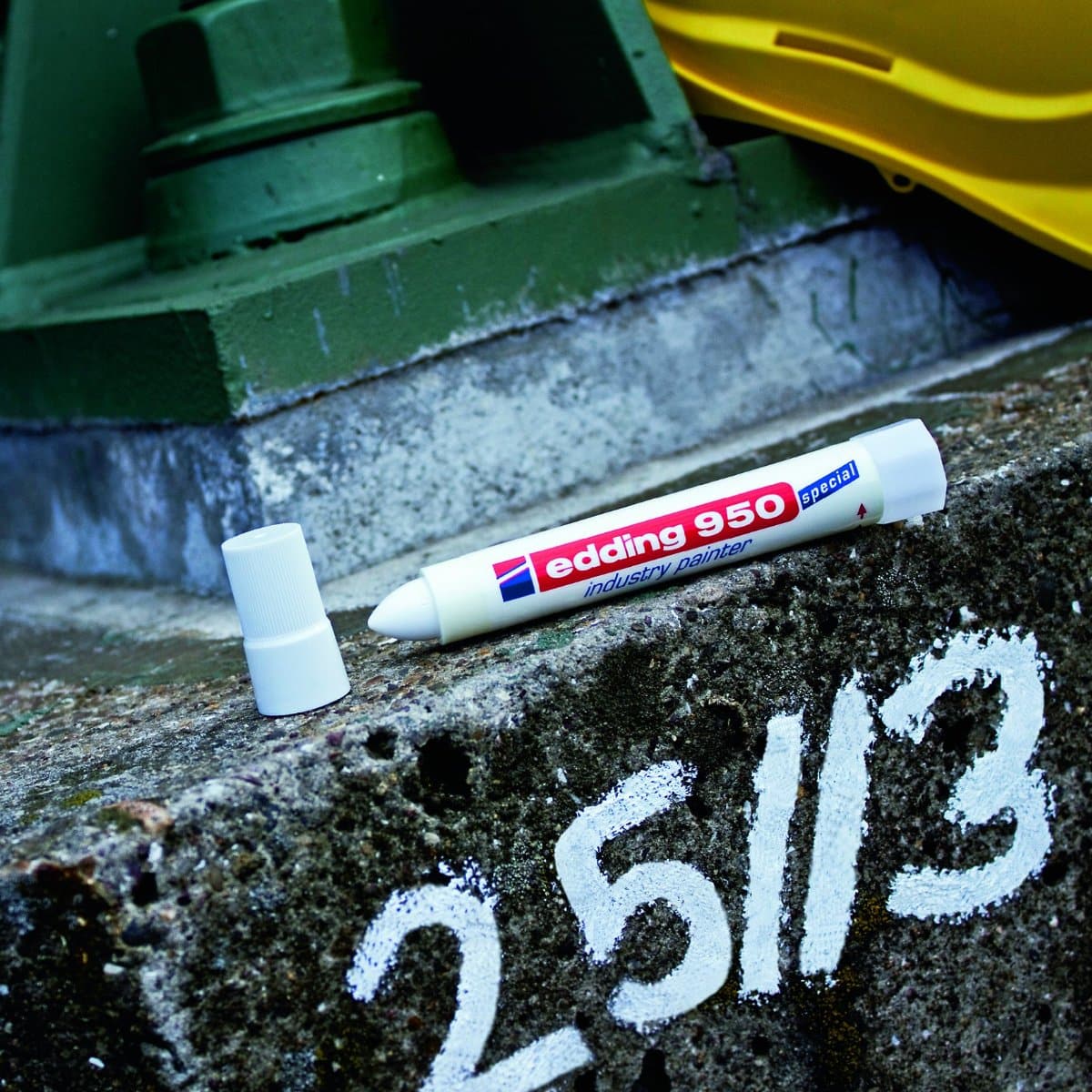 13111_edding950IndustryPainter_10mmBulletTip_Yellow_1.jpg