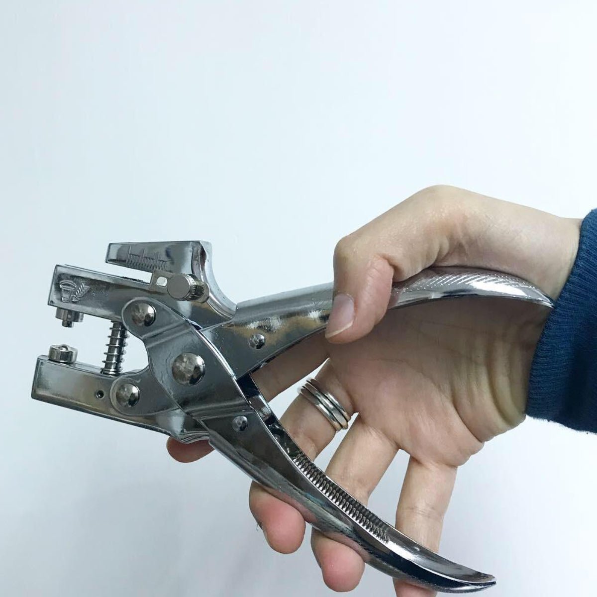 OPEN Eyelet Punch PU-101 - Image 3
