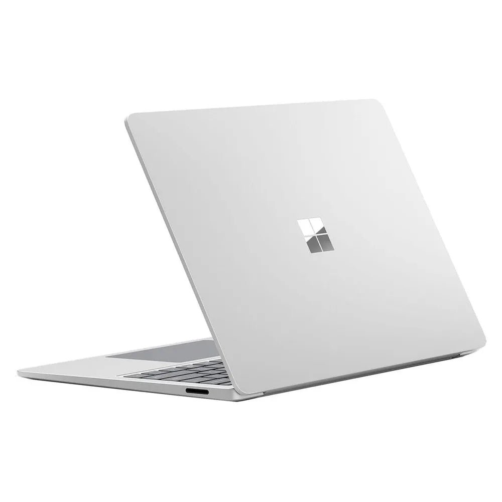 Microsoft-Surface-Laptop-7-EP2-21066-4_4325816d-74b4-43db-a3b1-18d9b6409233.jpg
