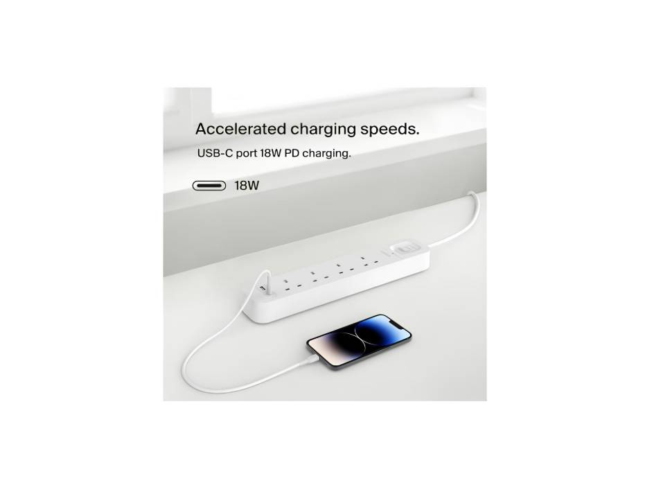 Belkin 525J board with USB-C and USB-A angle view