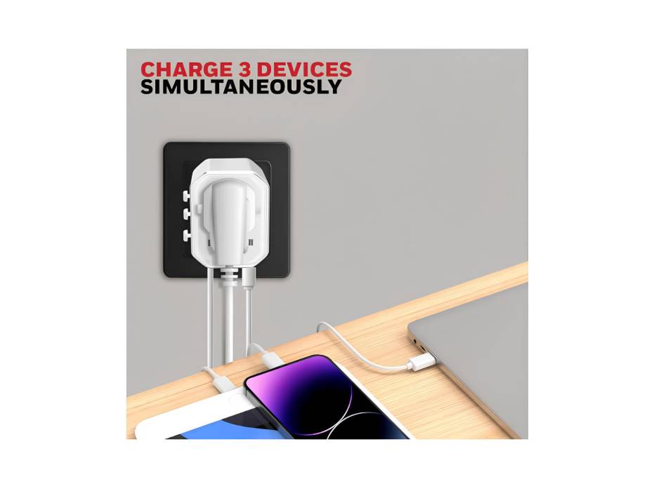 NewProject_55_f6b1573d-5897-42ab-9385-f23bb4805c1d.jpg Honeywell 38W 3-in-1 Universal Travel Adapter in-use view