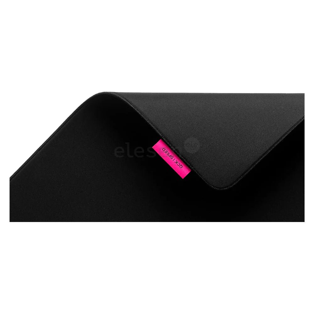 SteelSeries-QcK-XL-Gaming-Mouse-Pad-63431-2_e3a1ff96-0c44-46b9-b428-e560b1aeb3f4.jpg